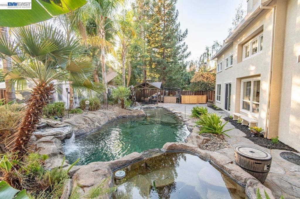 1233 Melanie Way, Livermore, CA 94550 1233 Melanie Way, Livermore, CA 94550