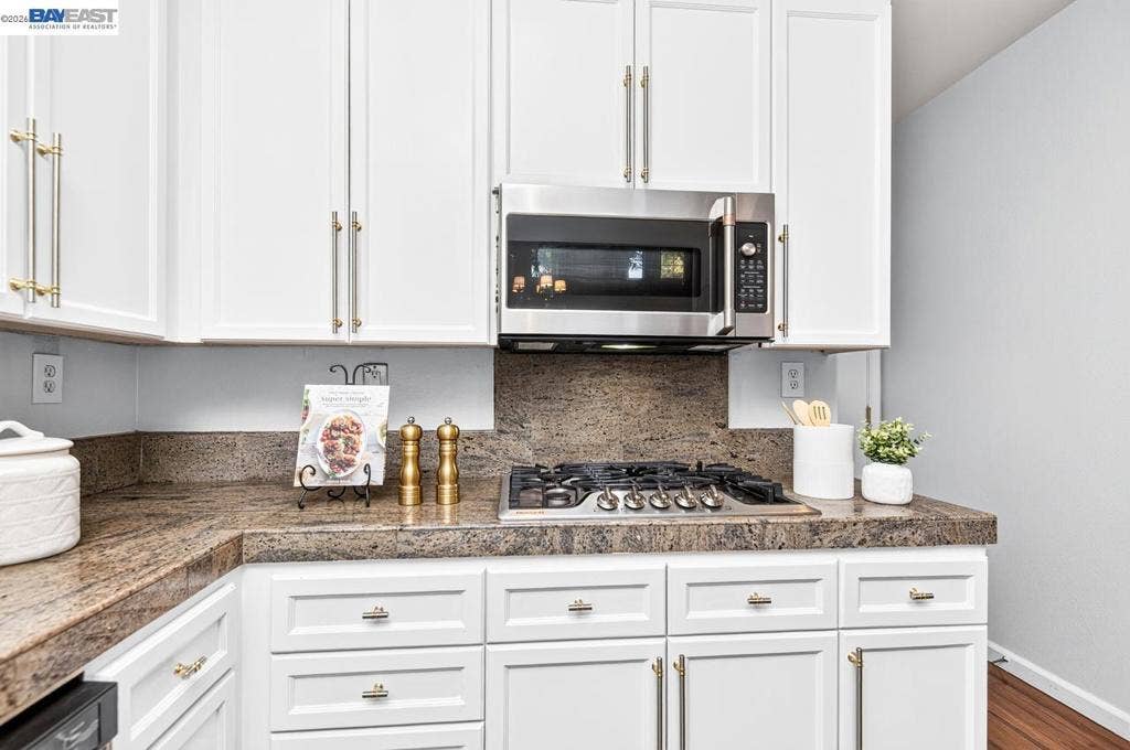 1233 Melanie Way, Livermore, CA 94550 1233 Melanie Way, Livermore, CA 94550