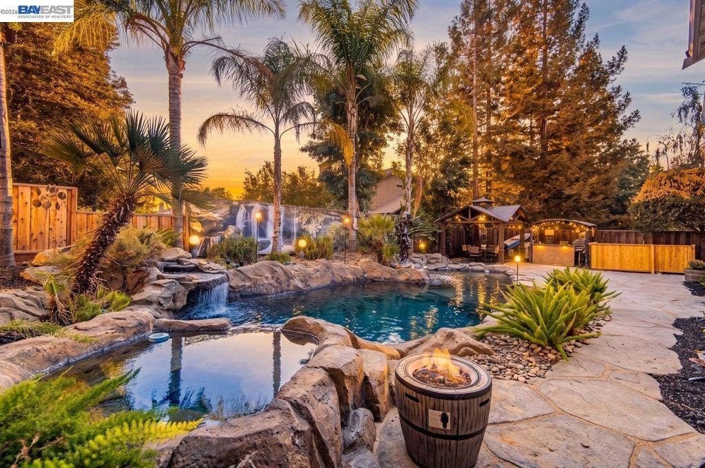 1233 Melanie Way, Livermore, CA 94550 1233 Melanie Way, Livermore, CA 94550