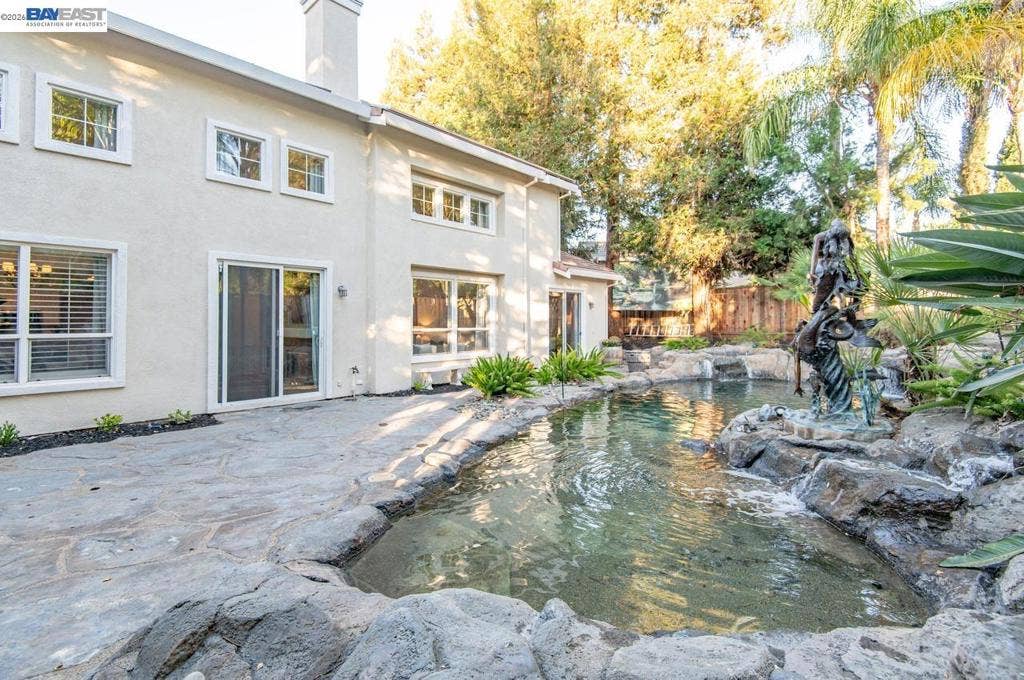 1233 Melanie Way, Livermore, CA 94550 1233 Melanie Way, Livermore, CA 94550