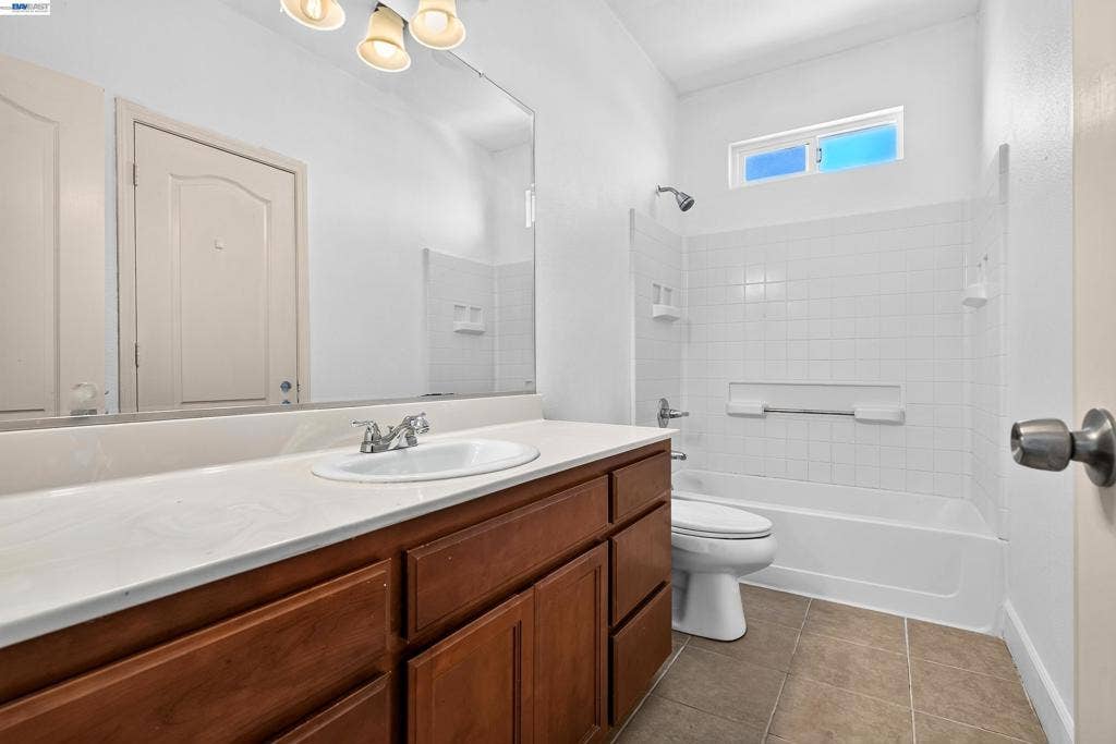 866 Bridgeway Cir, El Sobrante, CA 94803 866 Bridgeway Cir, El Sobrante, CA 94803