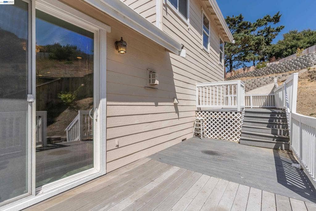 866 Bridgeway Cir, El Sobrante, CA 94803 866 Bridgeway Cir, El Sobrante, CA 94803