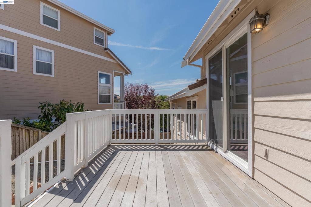 866 Bridgeway Cir, El Sobrante, CA 94803 866 Bridgeway Cir, El Sobrante, CA 94803