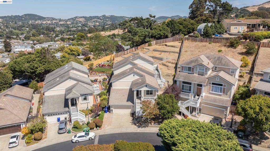 866 Bridgeway Cir, El Sobrante, CA 94803 866 Bridgeway Cir, El Sobrante, CA 94803