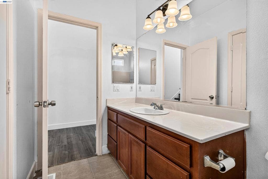 866 Bridgeway Cir, El Sobrante, CA 94803 866 Bridgeway Cir, El Sobrante, CA 94803