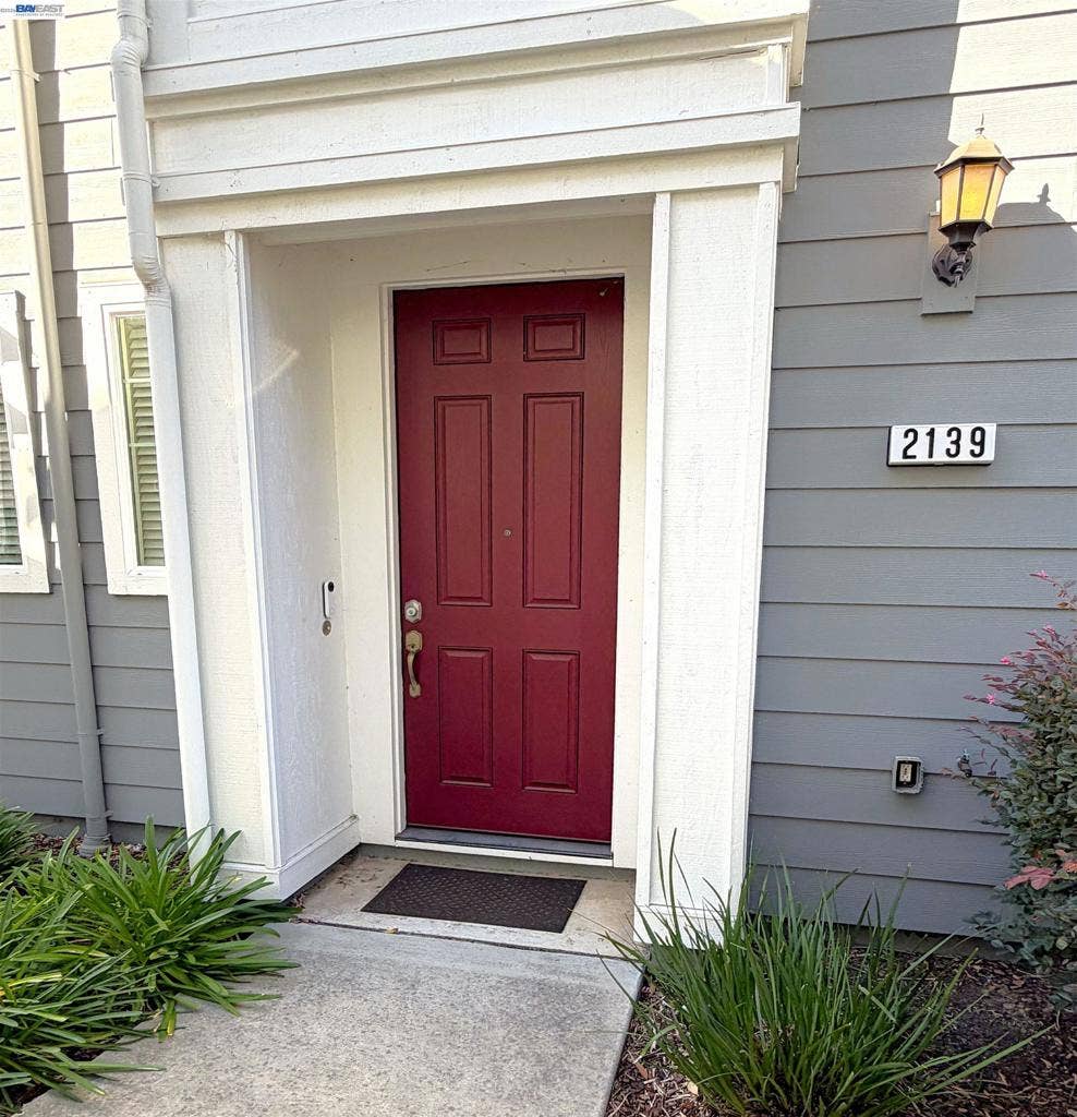 2139 Eva Street, Napa, CA 94559 Front of House