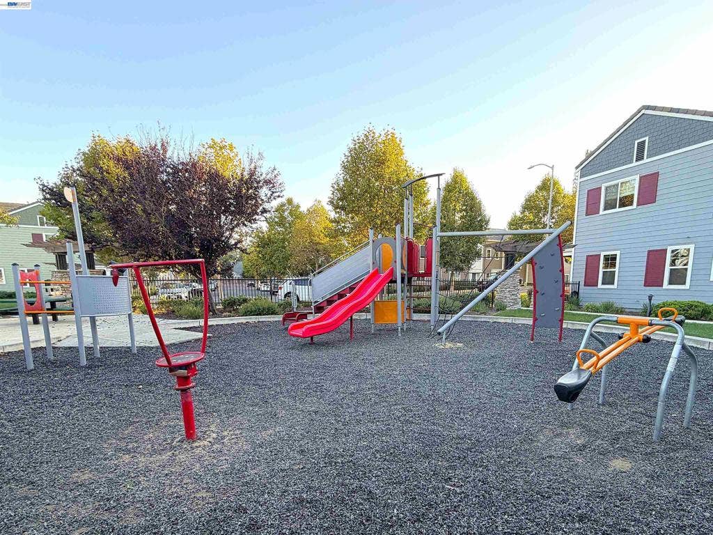 2139 Eva Street, Napa, CA 94559 Tot Lot