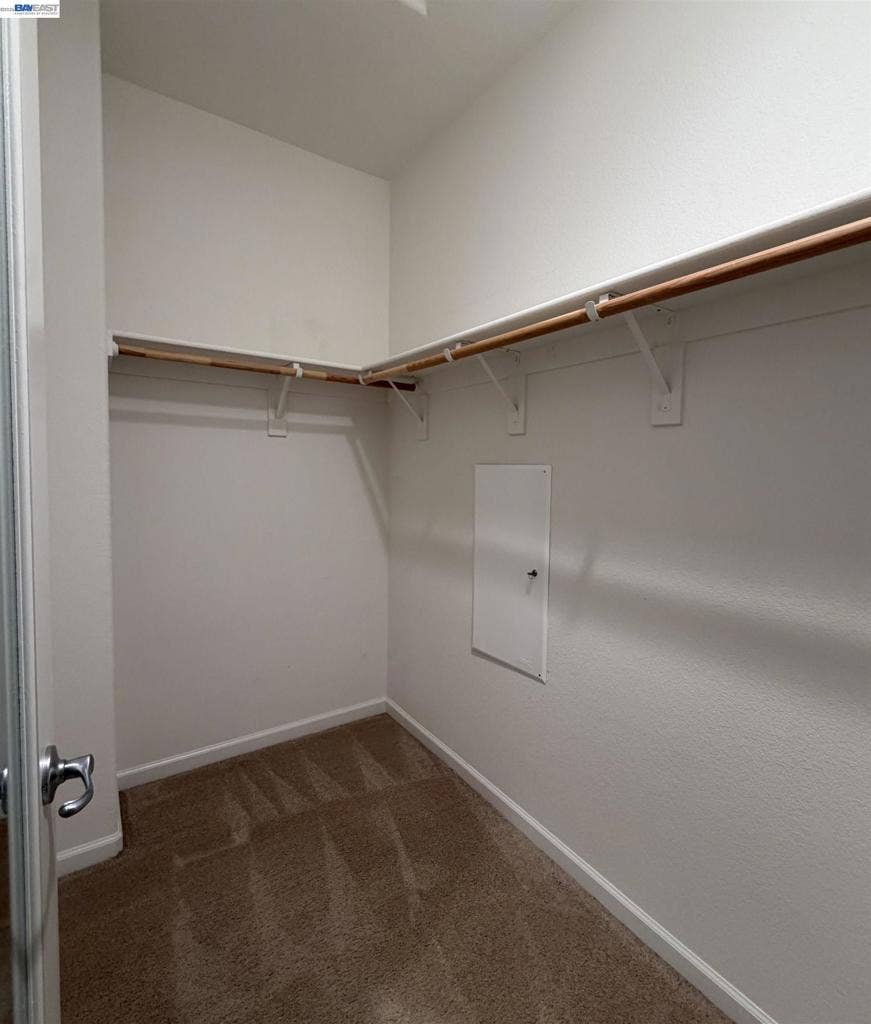 2139 Eva Street, Napa, CA 94559 Walk-In Closet