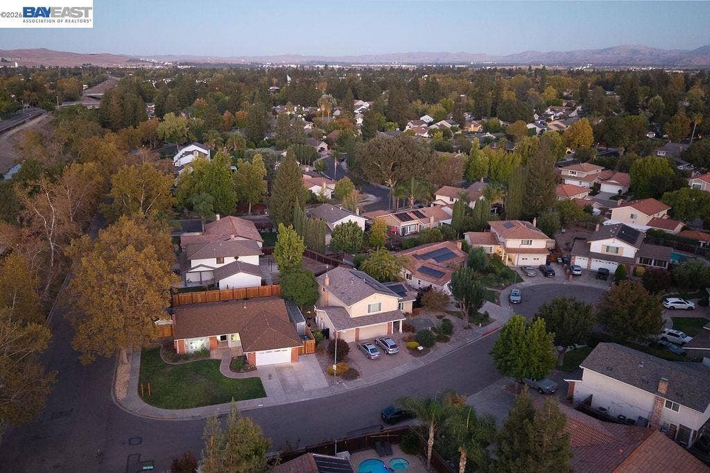 2802 Jones Gate Ct, Pleasanton, CA 94566 2802 Jones Gate Ct, Pleasanton, CA 94566