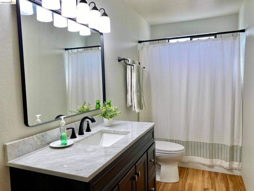 17275 Corcoran-Gray Rd, CA 95305 17275 Corcoran-Gray Rd, CA 95305
