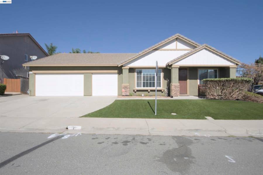 Property photo for 7 DIAMONDWOOD CT, Pittsburg, CA