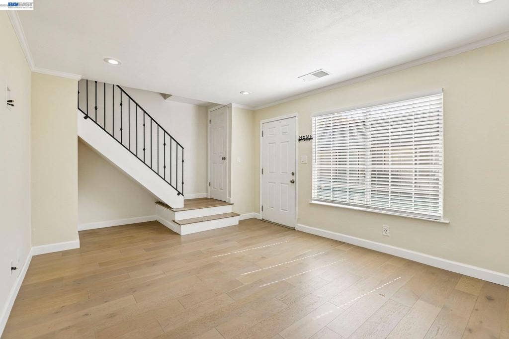 27827 Hummingbird Ct, Hayward, CA 94545 27827 Hummingbird Ct, Hayward, CA 94545