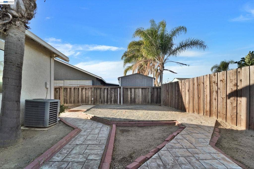 5055 Teixeira Way, Oakley, CA 94561 5055 Teixeira Way, Oakley, CA 94561