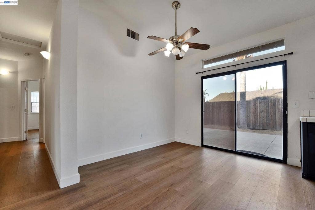 5055 Teixeira Way, Oakley, CA 94561 5055 Teixeira Way, Oakley, CA 94561