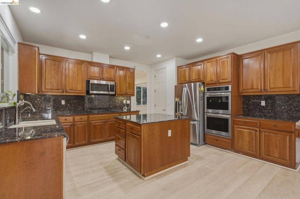 370 Dante Ct, Brentwood, CA 94513 370 Dante Ct, Brentwood, CA 94513