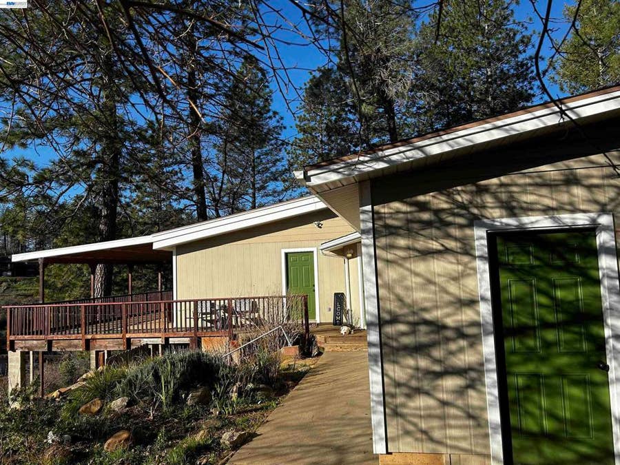 Property photo for 5694 Wendy Way, Oroville, CA