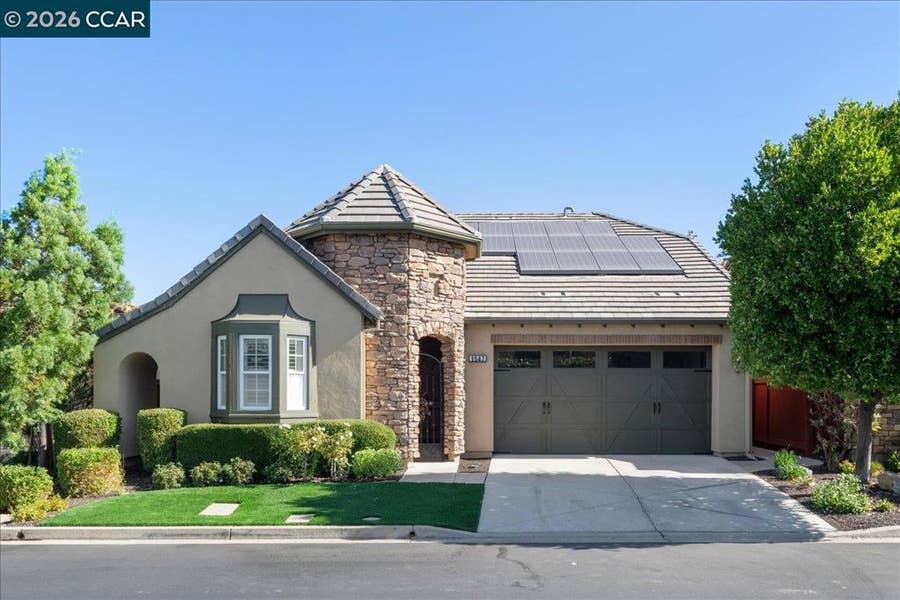 Property photo for 1547 Symphony Cir, Brentwood, CA