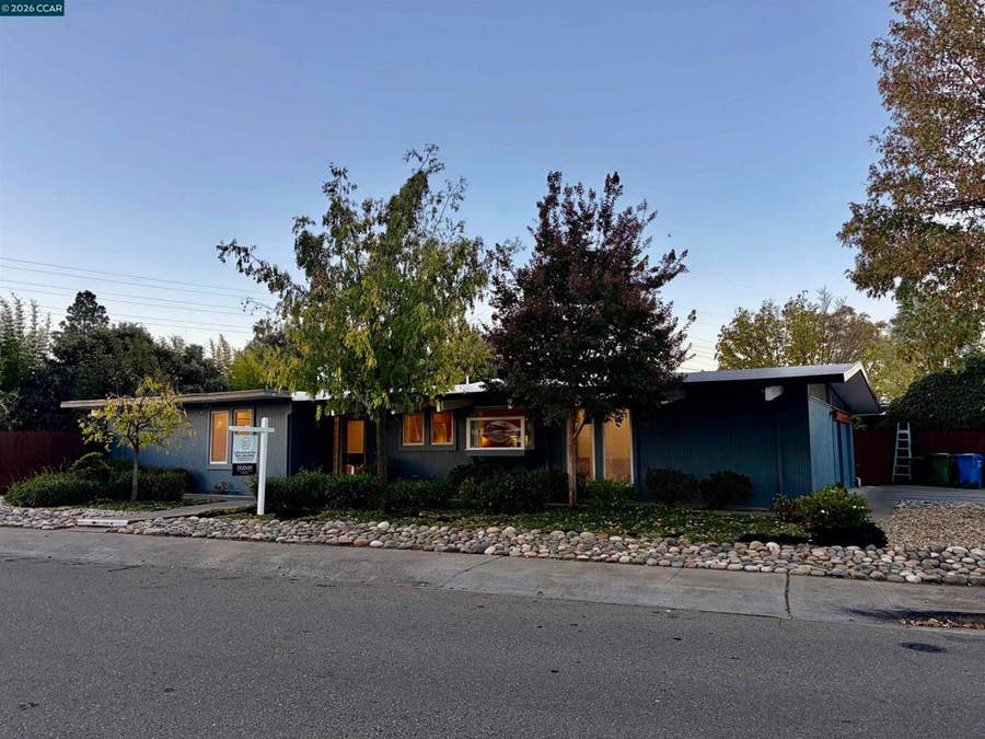 Property photo for 2633 San Antonio Dr, Walnut Creek, CA