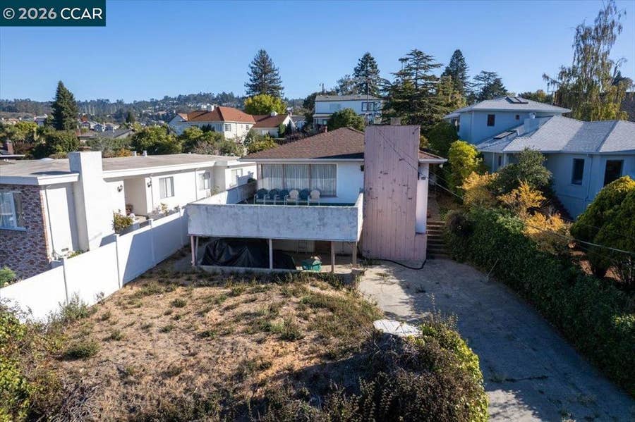 Property photo for 5316 Harbord Dr, Oakland, CA