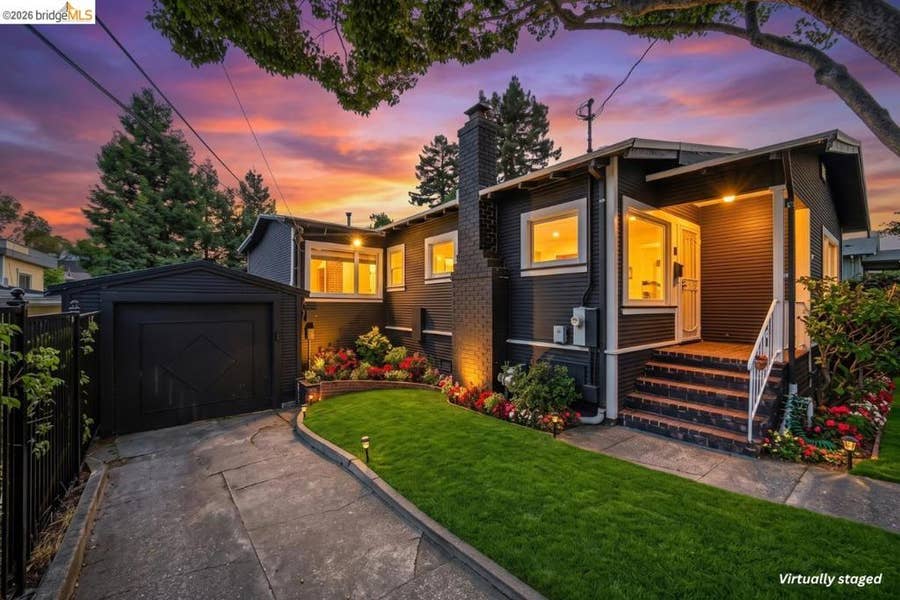 Property photo for 3937 Bayo St, Oakland, CA