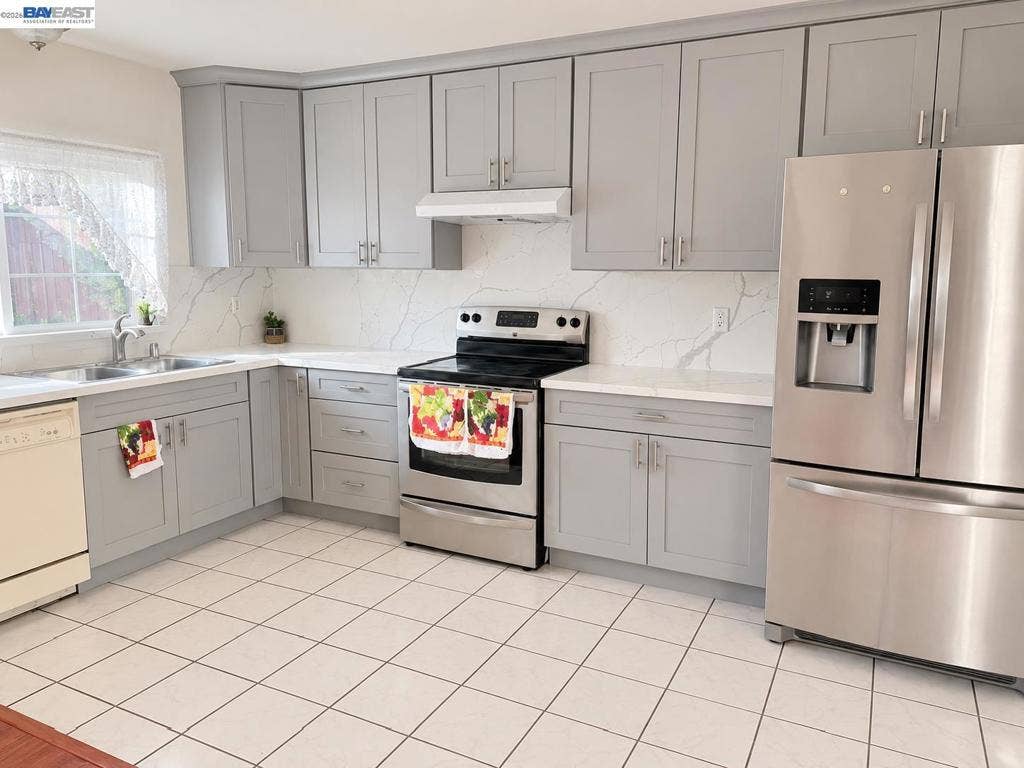 4208 Apollo Cir, Union City, CA 94587