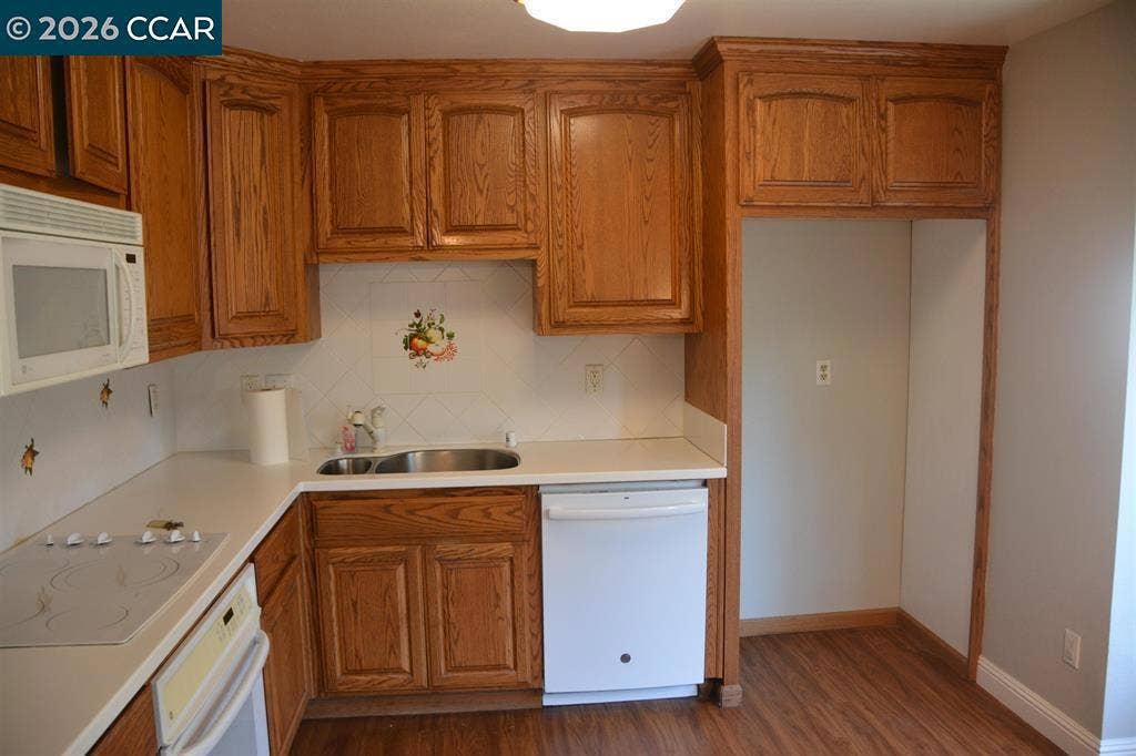 3320 Blythe Dr, Antioch, CA 94509