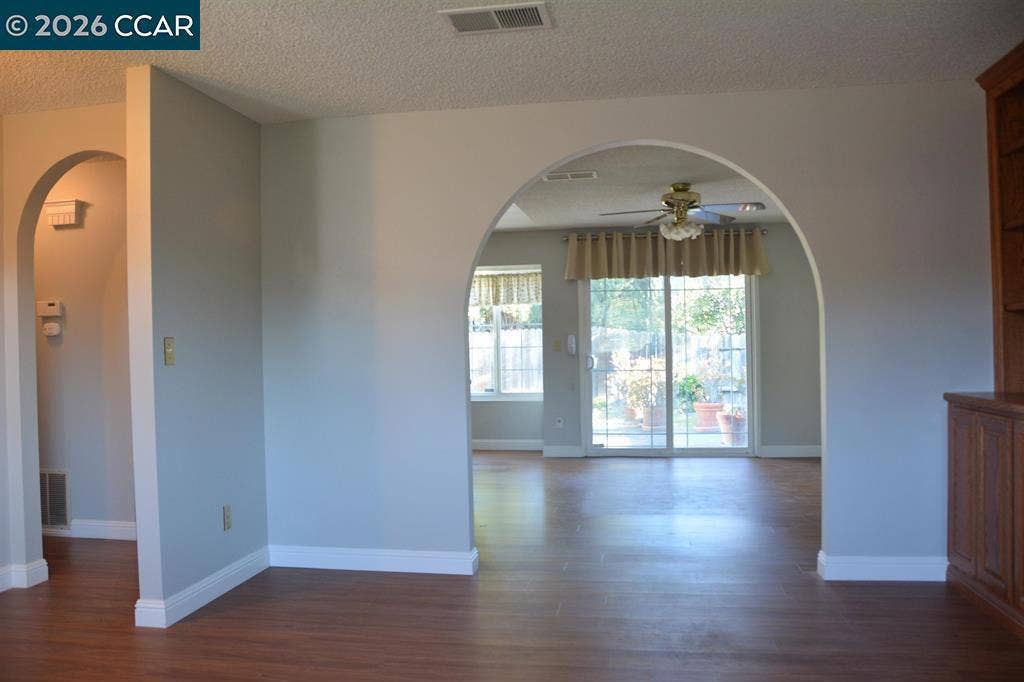 3320 Blythe Dr, Antioch, CA 94509