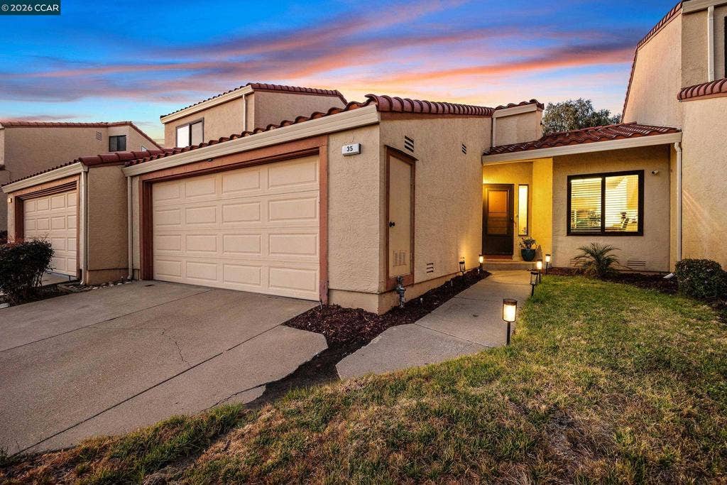 35 Sapphire Ct, Hercules, CA 94547 35 Sapphire Ct, Hercules, CA 94547