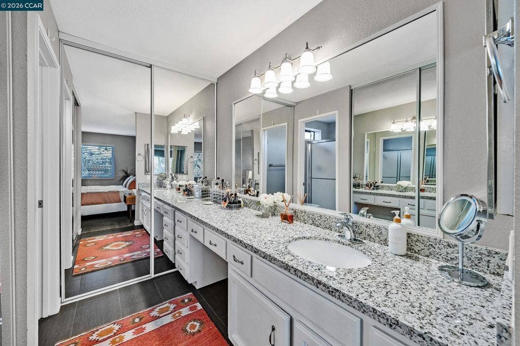 35 Sapphire Ct, Hercules, CA 94547 35 Sapphire Ct, Hercules, CA 94547