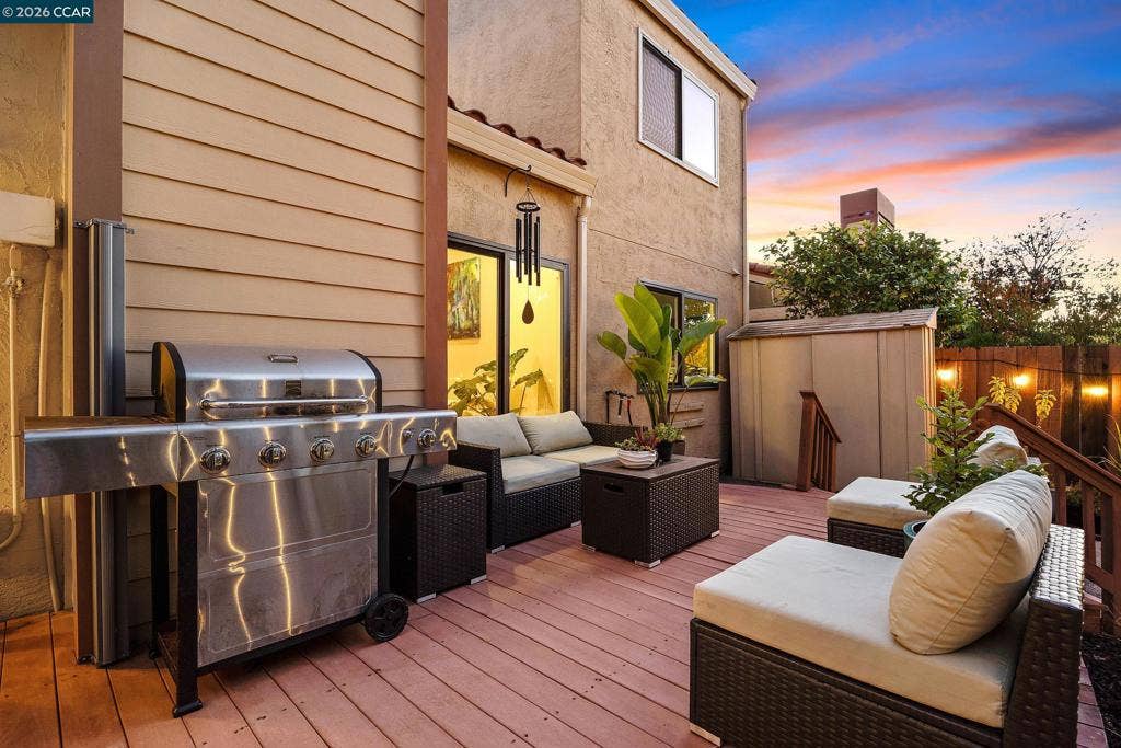 35 Sapphire Ct, Hercules, CA 94547 35 Sapphire Ct, Hercules, CA 94547