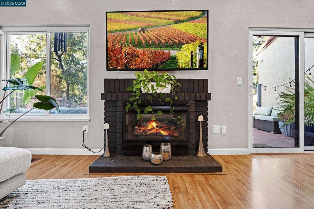 35 Sapphire Ct, Hercules, CA 94547 35 Sapphire Ct, Hercules, CA 94547