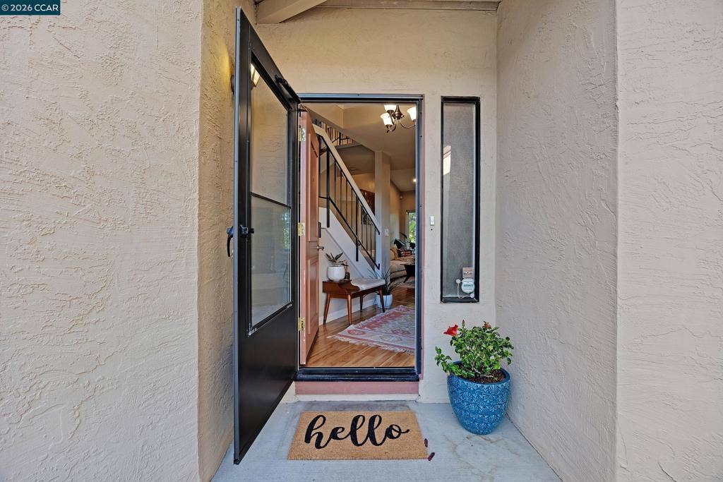 35 Sapphire Ct, Hercules, CA 94547 35 Sapphire Ct, Hercules, CA 94547