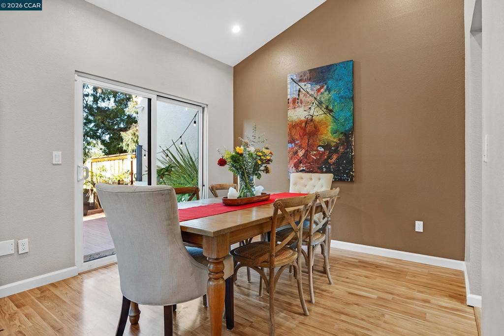 35 Sapphire Ct, Hercules, CA 94547 35 Sapphire Ct, Hercules, CA 94547