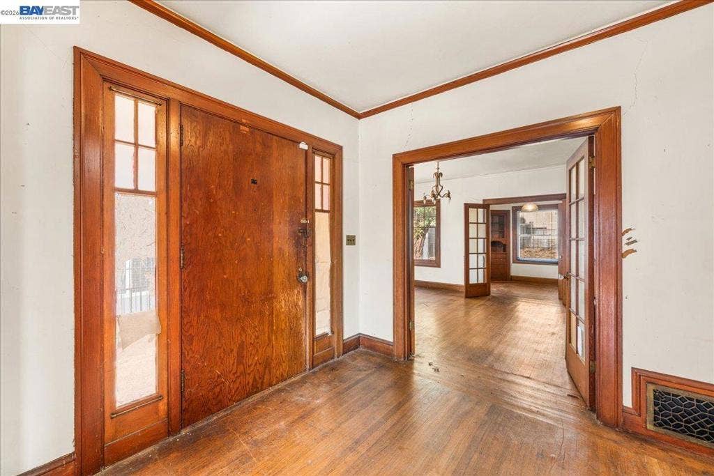 473 Crescent St, Oakland, CA 94610