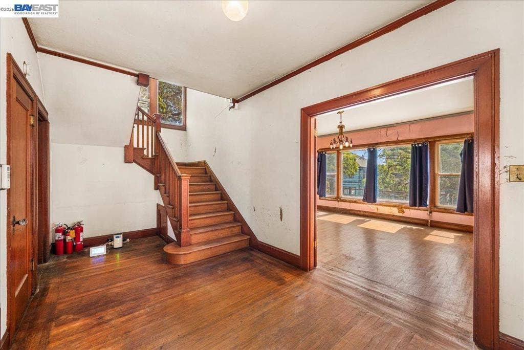 473 Crescent St, Oakland, CA 94610