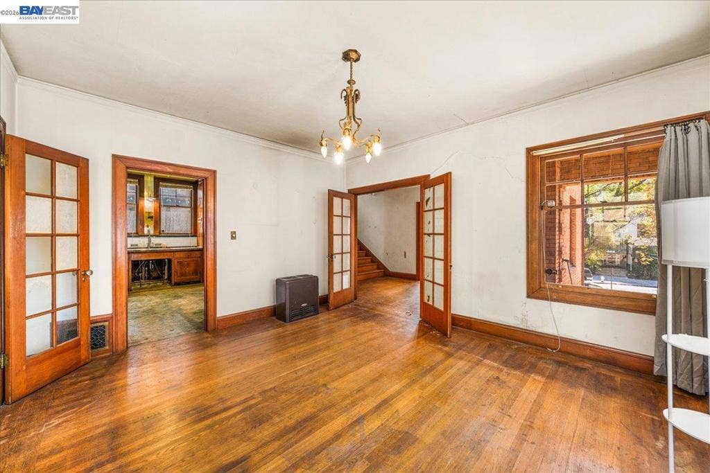 473 Crescent St, Oakland, CA 94610
