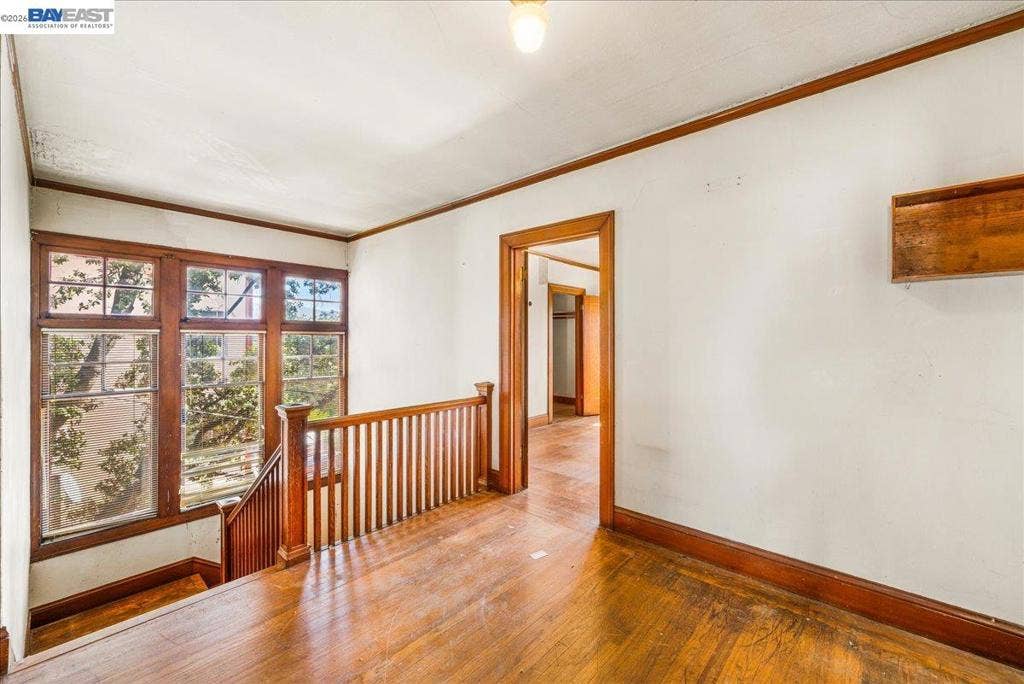 473 Crescent St, Oakland, CA 94610