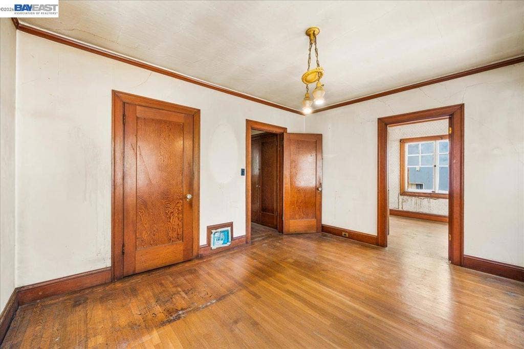 473 Crescent St, Oakland, CA 94610