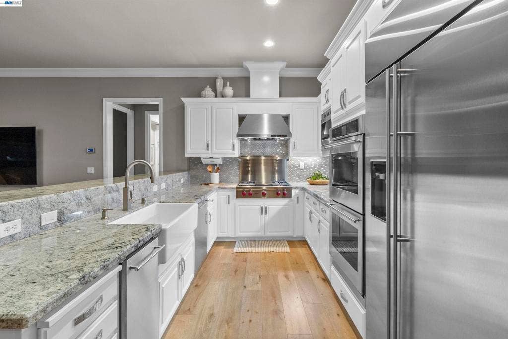 687 Old Oak Rd, Livermore, CA 94550