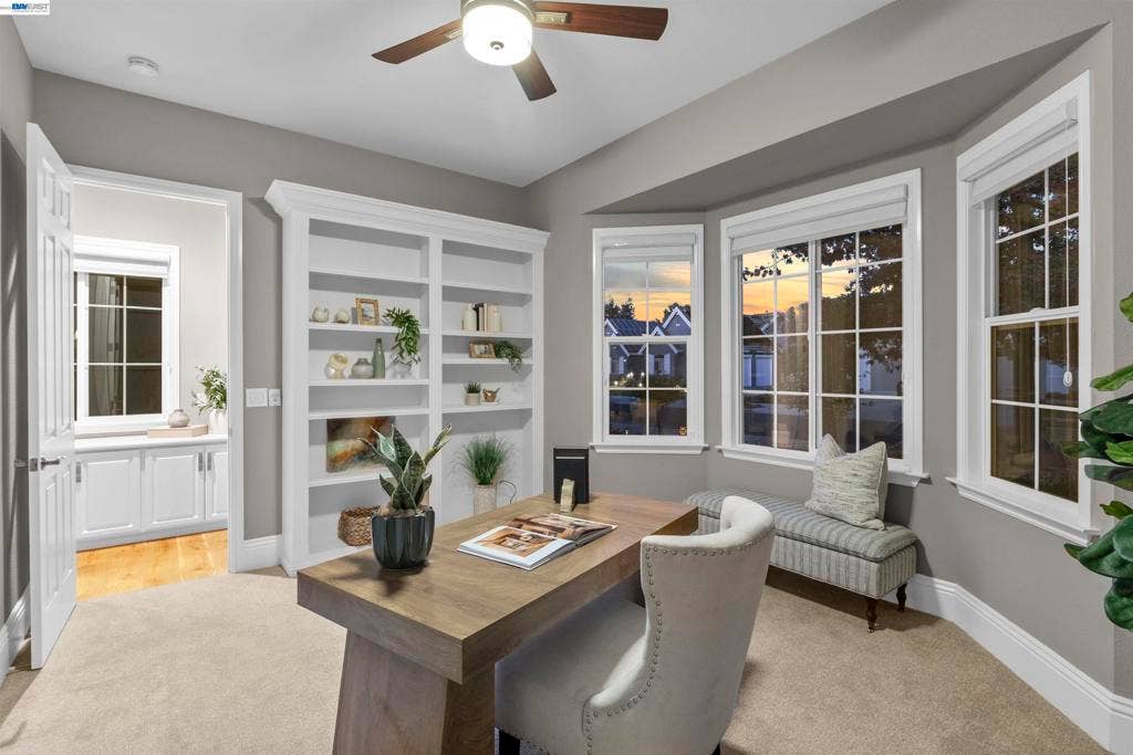 687 Old Oak Rd, Livermore, CA 94550