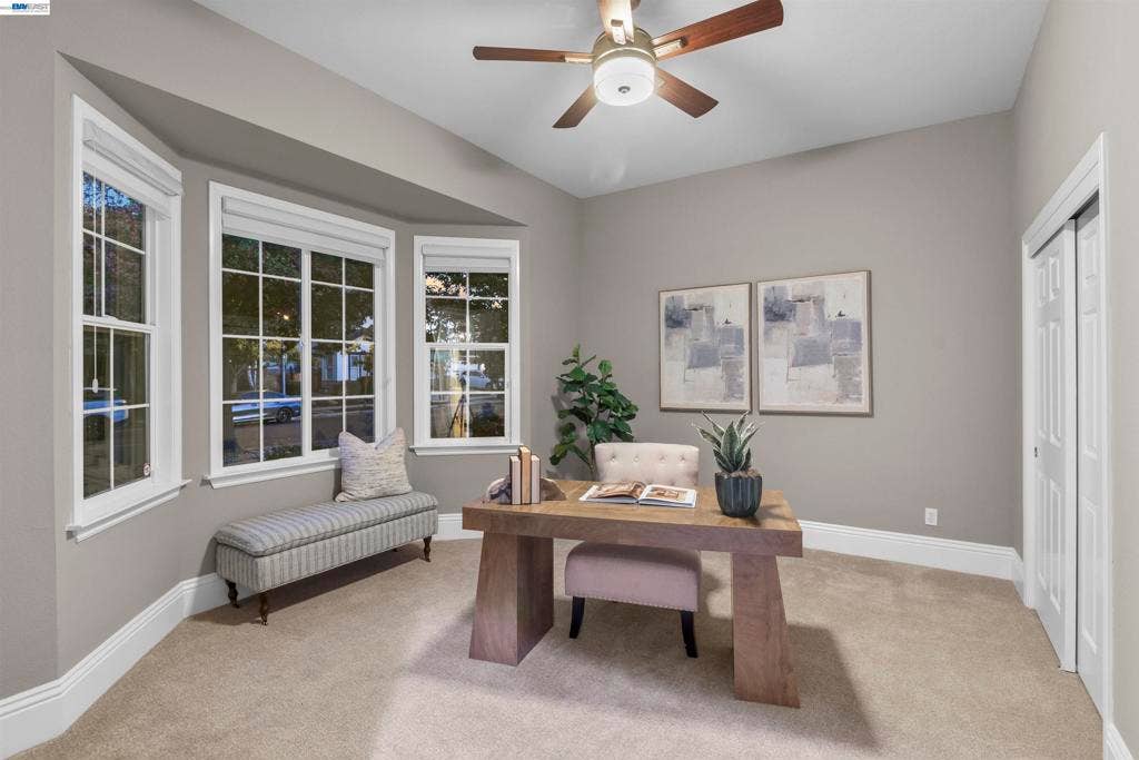 687 Old Oak Rd, Livermore, CA 94550
