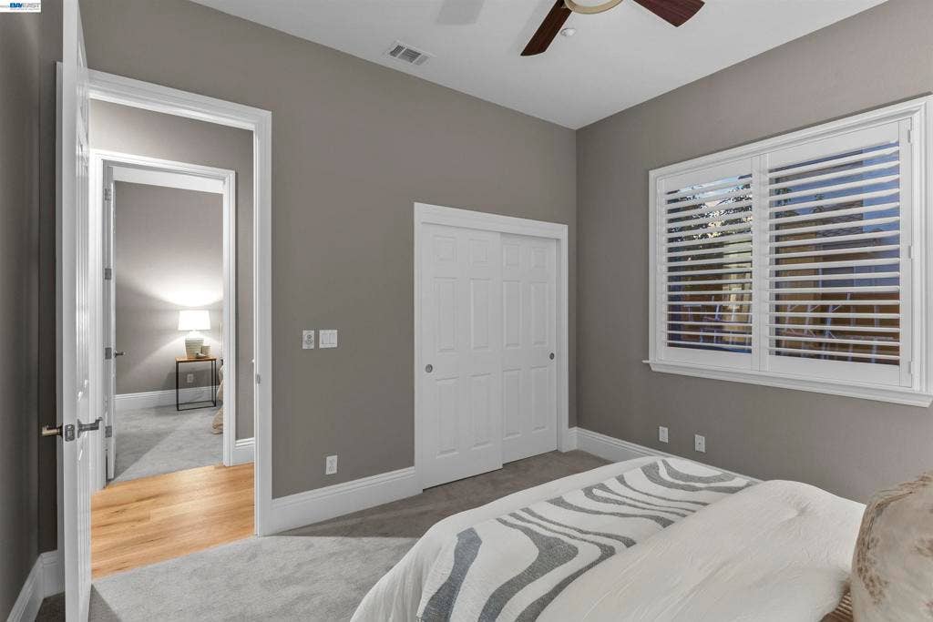 687 Old Oak Rd, Livermore, CA 94550