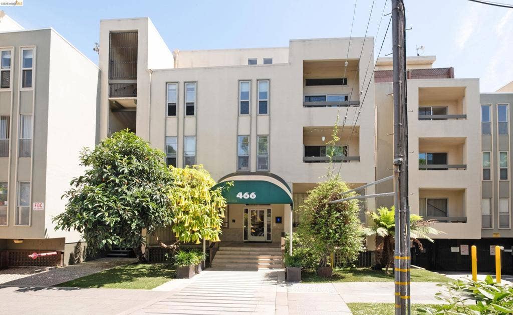 466 Crescent St, #307, Oakland, CA 94610 466 Crescent St, #307, Oakland, CA 94610