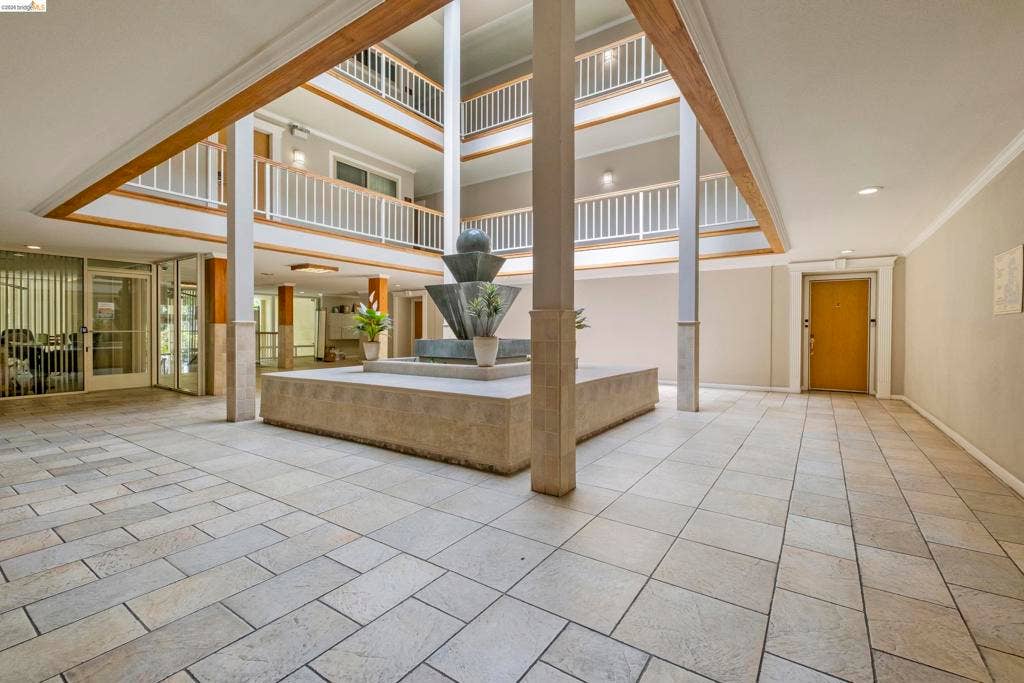 466 Crescent St, #307, Oakland, CA 94610 466 Crescent St, #307, Oakland, CA 94610