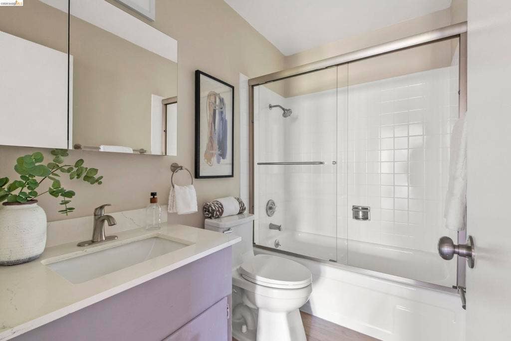 466 Crescent St, #307, Oakland, CA 94610 466 Crescent St, #307, Oakland, CA 94610