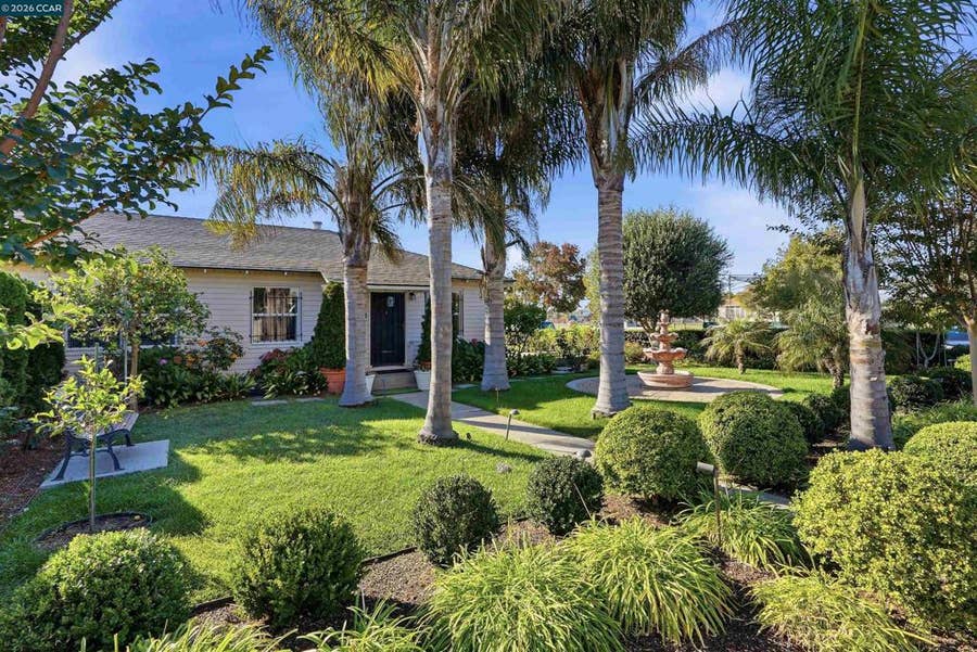 Property photo for 140 W Bissell Ave, Richmond, CA