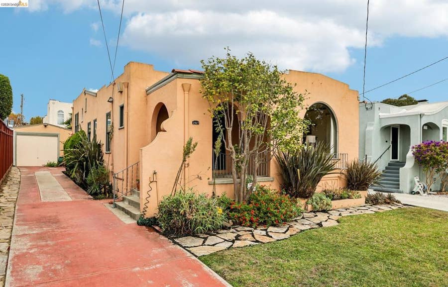 Property photo for 2927 58Th Ave, Oakland, CA