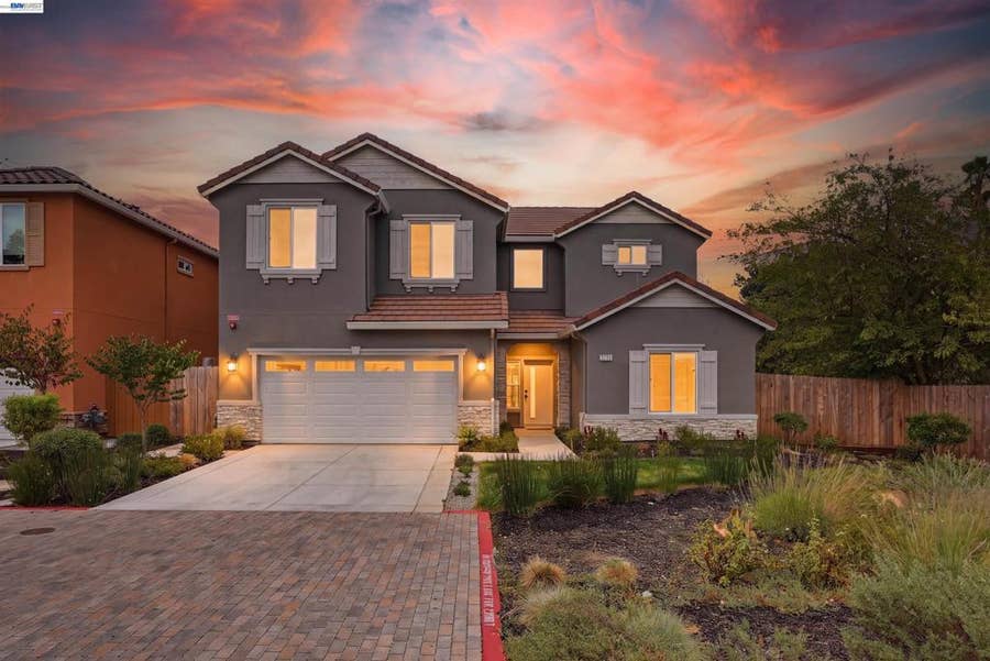 Property photo for 2722 Cowell Rd, Concord, CA