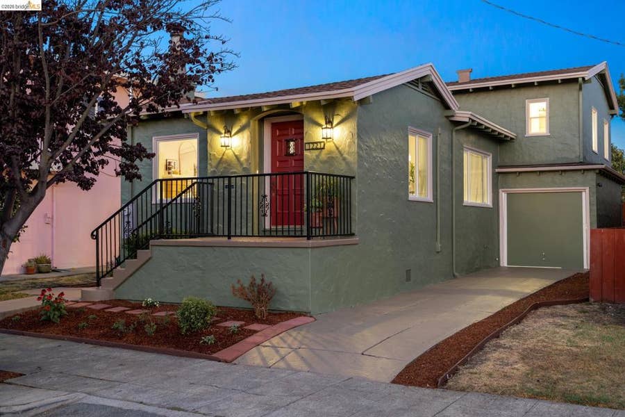 Property photo for 1221 Curtis St, Berkeley, CA