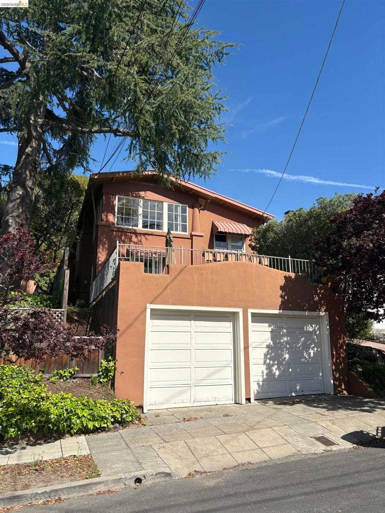 Property photo for 1024 Elsinore Ave, Oakland, CA